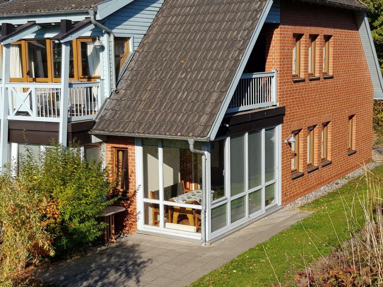 Ferienwohnung 4 Im Haus Am See Mit Wintergarten Und Terrasse Seedorf  Exterior photo